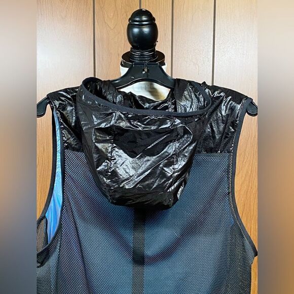 Moncler Technical Vest - Blue size L - Picture 7 of 12